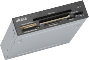 AK-ICR-09 - Akasa - Lecteur interne 3.5" USB 2.0 de carte mémoire et carte à puce (compatible eID belge)